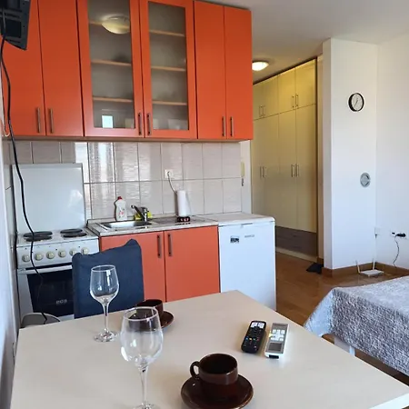 Ashome דירה באניה לוקה